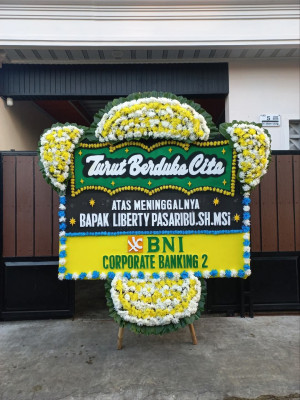 Papan Bunga Duka di Ciagel