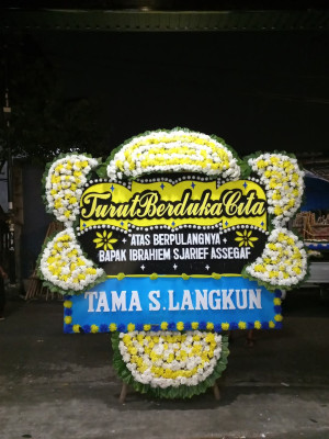 Papan Bunga Duka di Ciagel